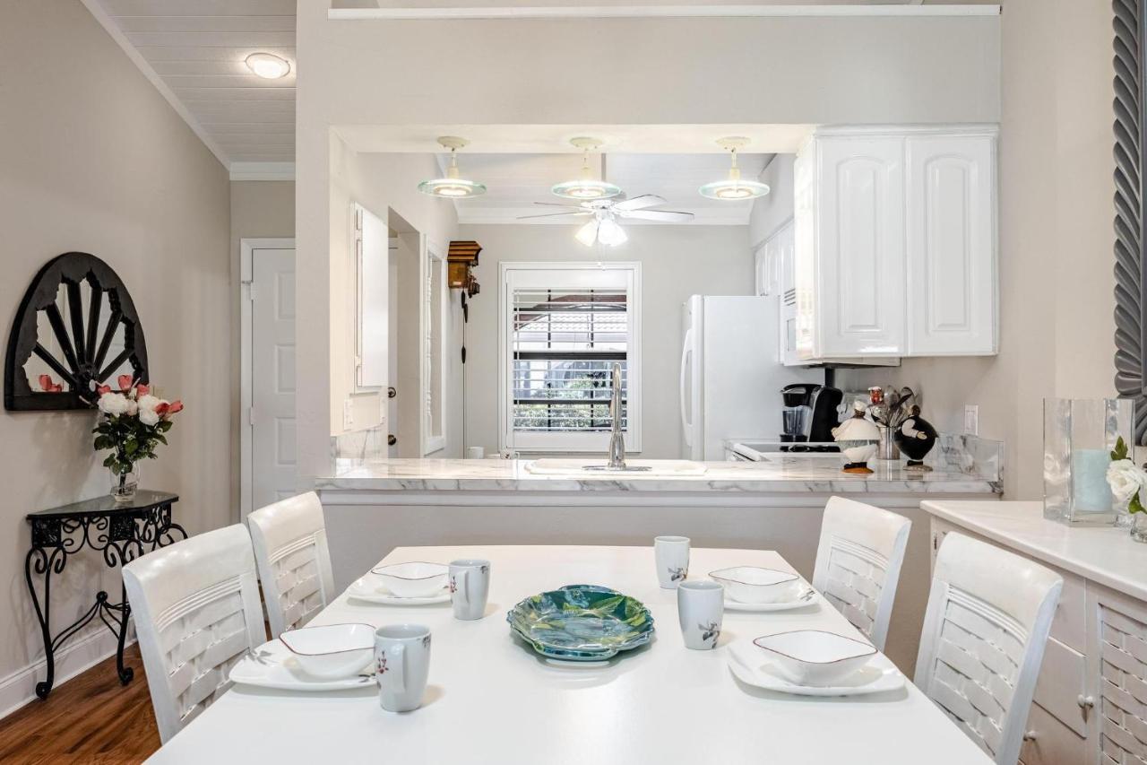 Association, Tennis Courts And Pool, Sleeps 4 - Cinnamon Cove Cozy Condo Fort Myers Zewnętrze zdjęcie