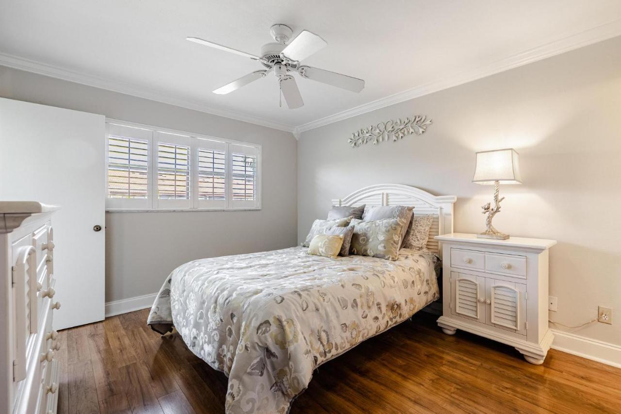 Association, Tennis Courts And Pool, Sleeps 4 - Cinnamon Cove Cozy Condo Fort Myers Zewnętrze zdjęcie